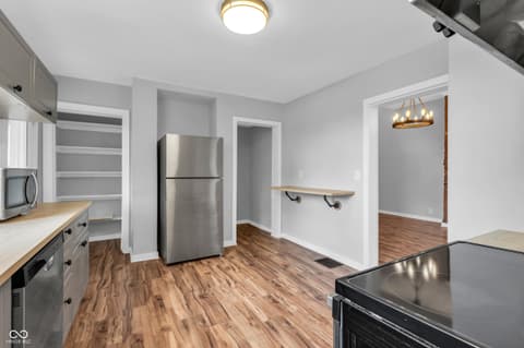 Photo of 25 E Minnesota Street, Indianapolis, IN