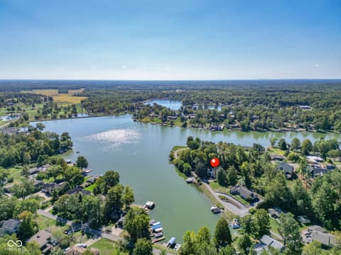 Photo of 9622 W Shore Drive, Columbus, IN