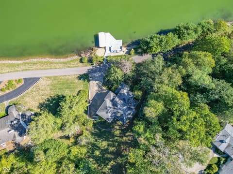 Photo of 9622 W Shore Drive, Columbus, IN