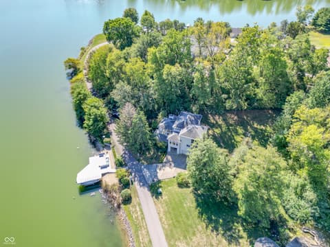 Photo of 9622 W Shore Drive, Columbus, IN