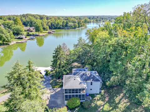Photo of 9622 W Shore Drive, Columbus, IN