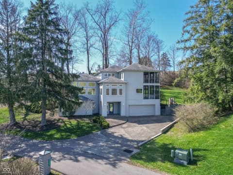 Photo of 9622 W Shore Drive, Columbus, IN