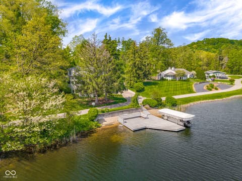 Photo of 9622 W Shore Drive, Columbus, IN
