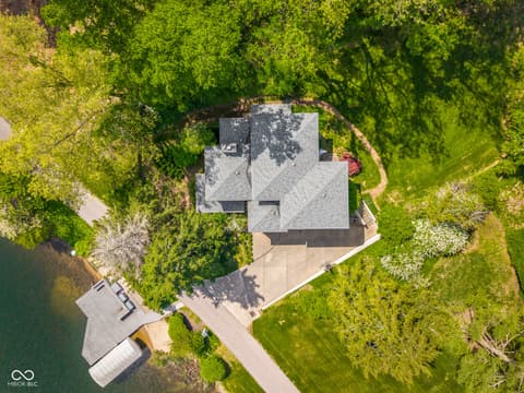 Photo of 9622 W Shore Drive, Columbus, IN