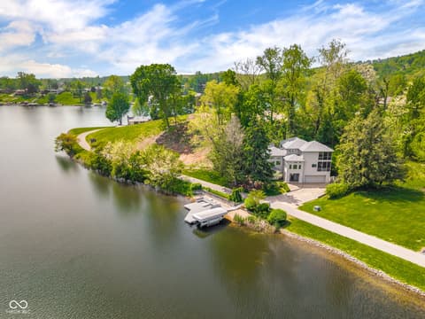 Photo of 9622 W Shore Drive, Columbus, IN