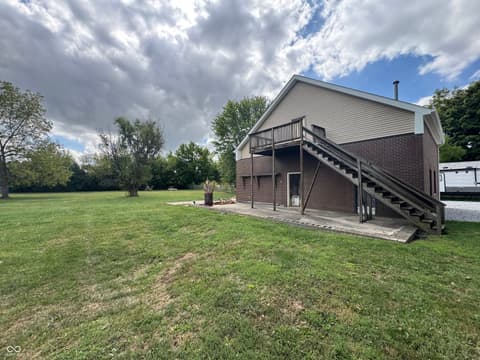 Photo of 307 W Pierce Street, Whitestown, IN