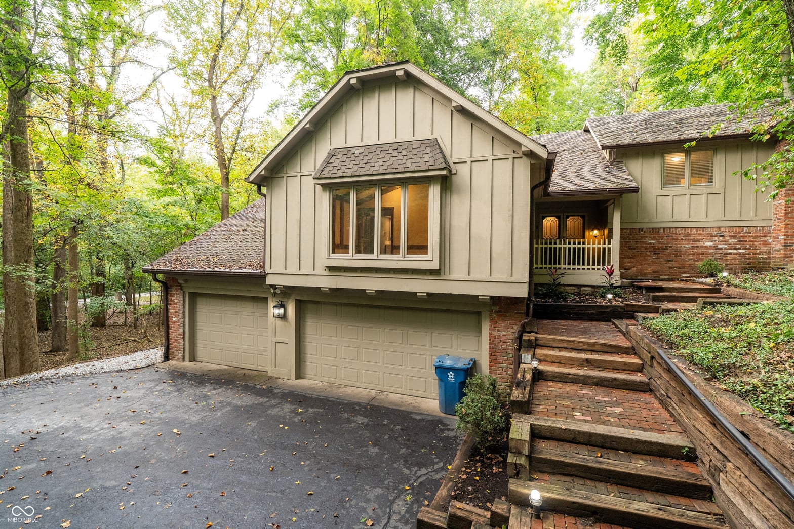 Photo of 6235 Johnson Road, Indianapolis, IN