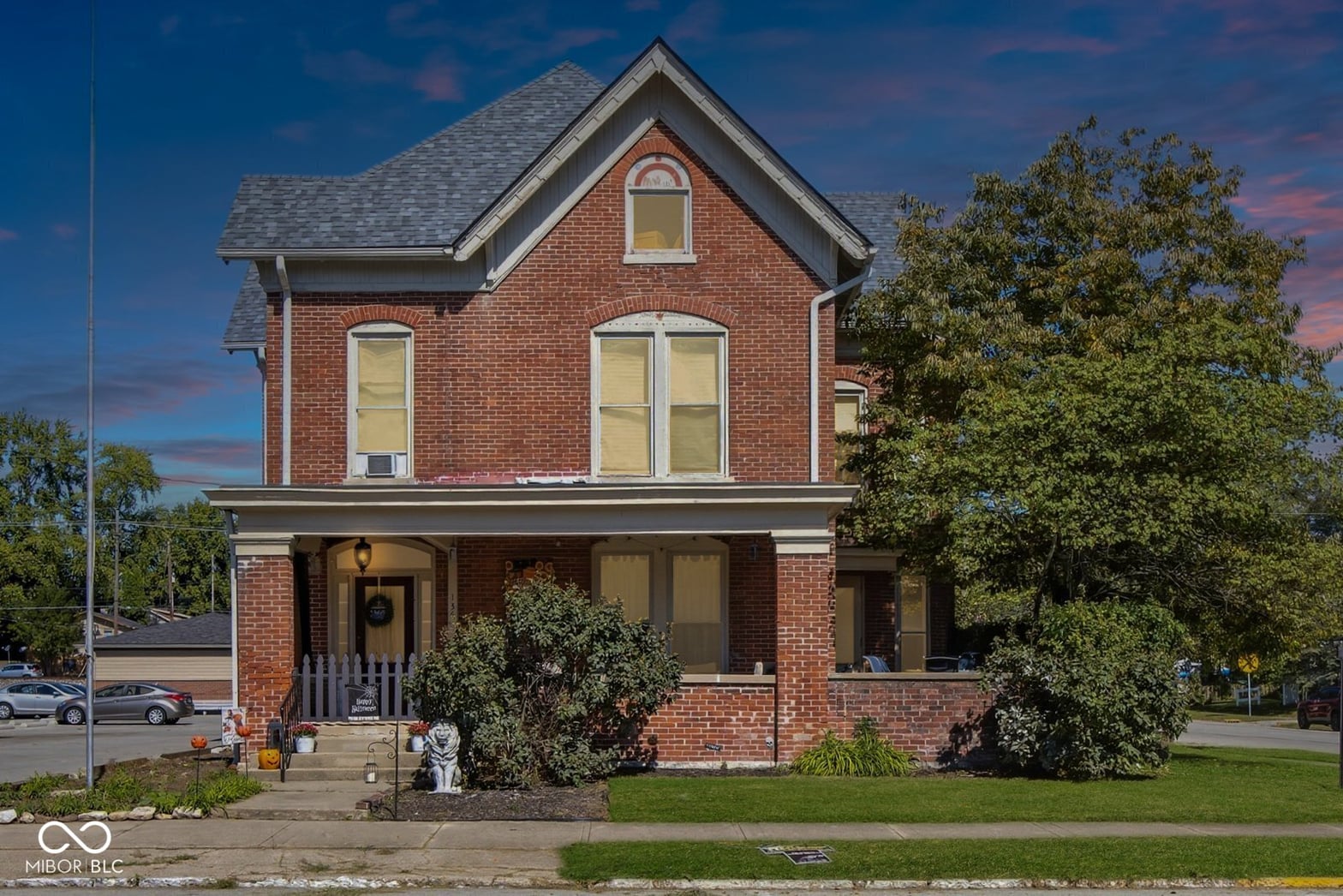 Photo of 136 E 3rd Street, Rushville, IN