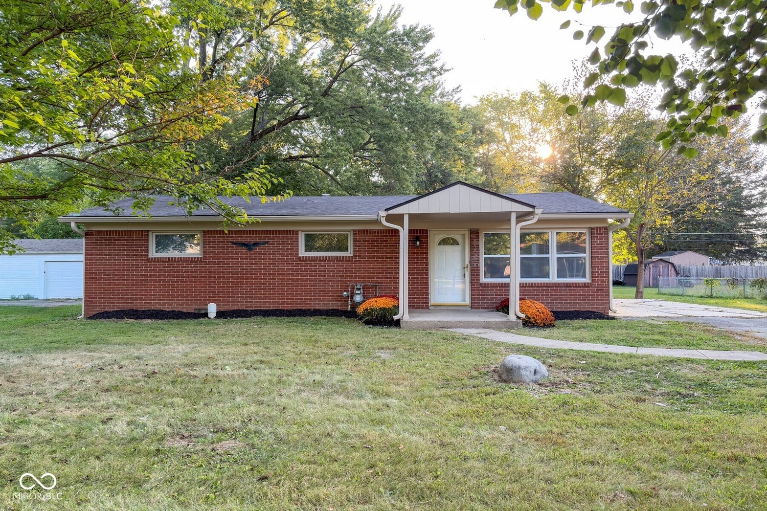 Photo of 432 Woodview Drive, Noblesville, IN