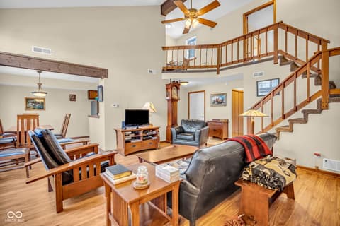 Photo of 6558 Wandsworth Circle, Indianapolis, IN