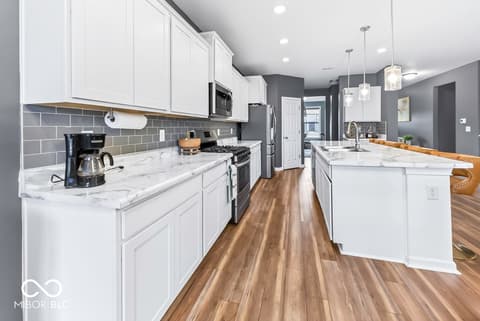 Photo of 7414 Glen Park Way, Indianapolis, IN