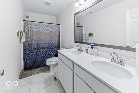 Photo of 7414 Glen Park Way, Indianapolis, IN