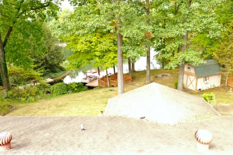 Waterfront — 4194 E West Point Court, Martinsville, IN