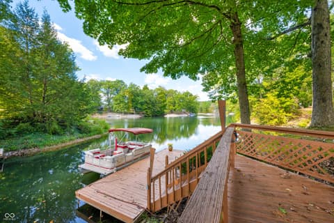 Dock — 4194 E West Point Court, Martinsville, IN