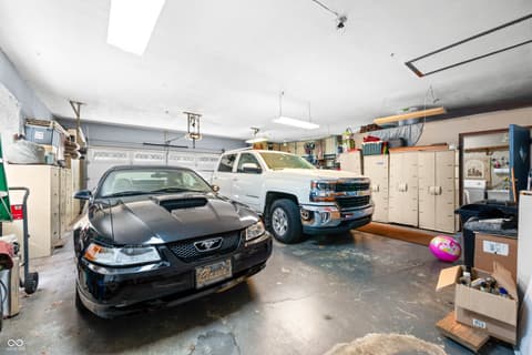 Garage at 4194 E West Point Court, Martinsville, IN