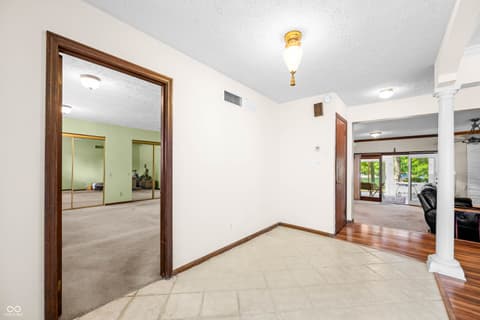 Foyer at 4194 E West Point Court, Martinsville, IN