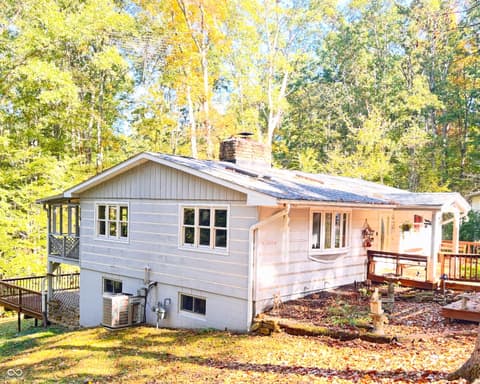 2124 Fair Oaks Trail