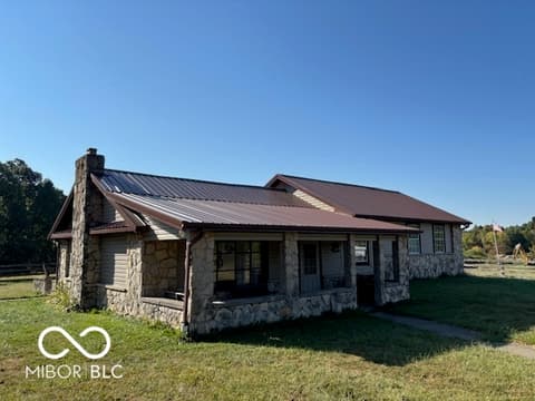 6736 W County Road 675 S