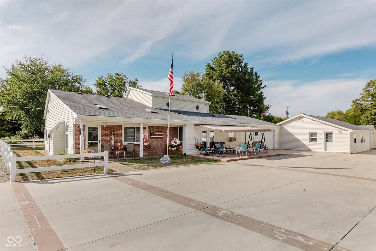Front exterior at 140 Wiley Street, Cicero, IN