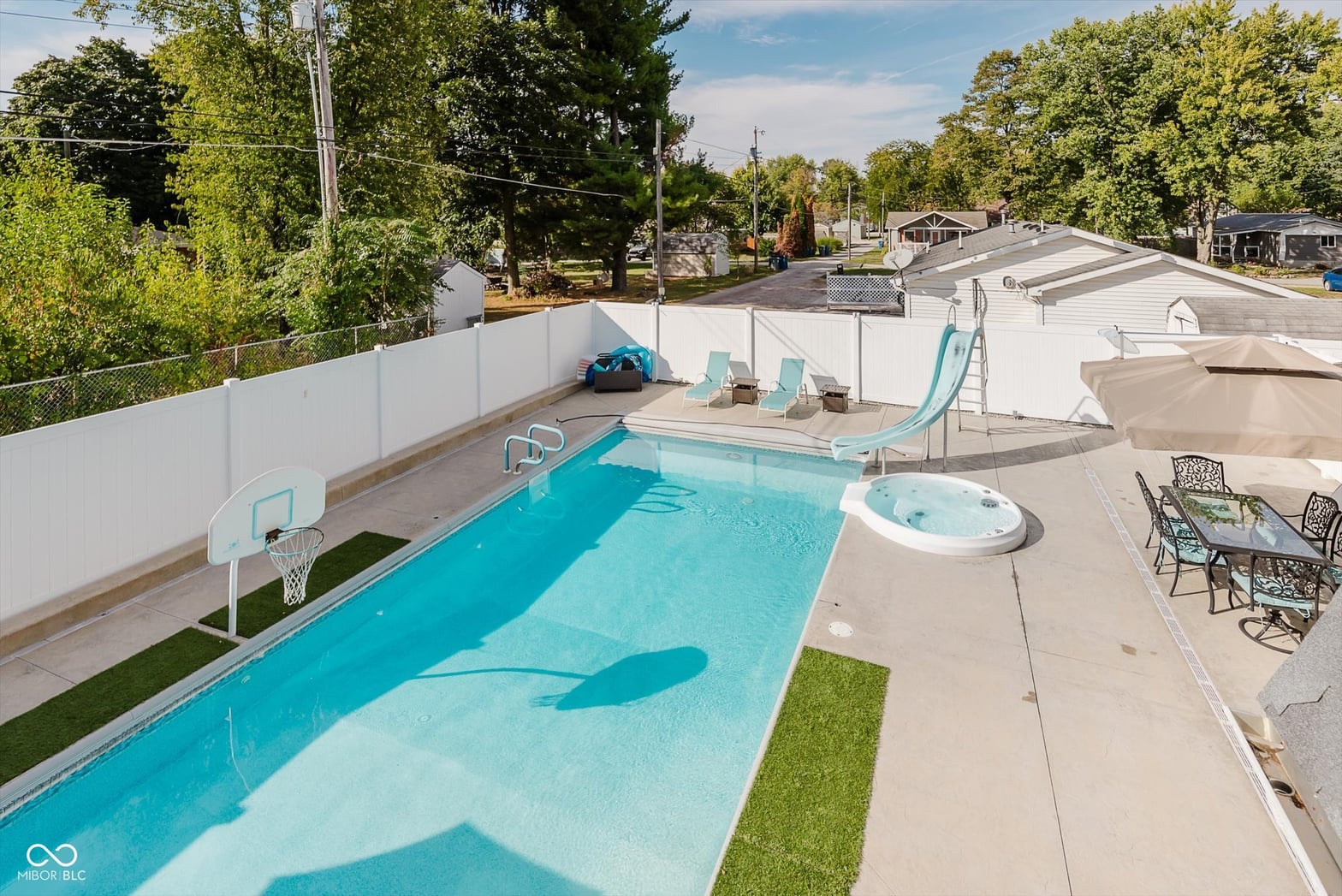 Pool at 140 Wiley Street, Cicero, IN