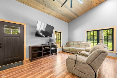 Photo of 7951 Laurel Drive, Nineveh, IN