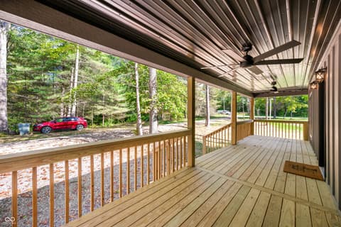 Photo of 7951 Laurel Drive, Nineveh, IN
