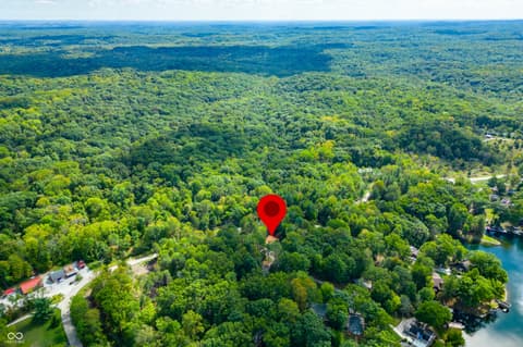 Photo of 7951 Laurel Drive, Nineveh, IN