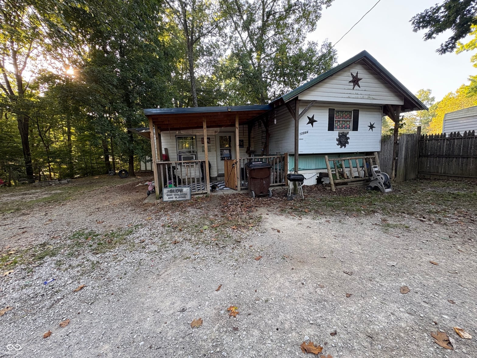 Photo of 10844 Private Road 570 W, Poland, IN
