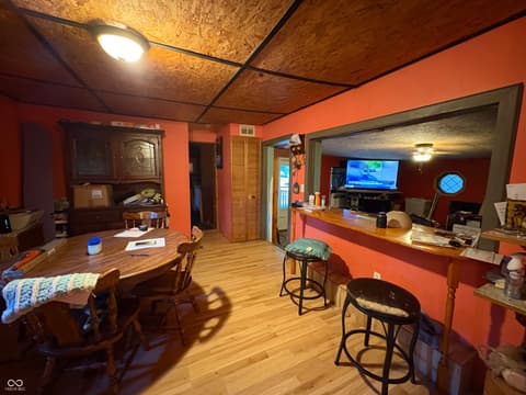 Photo of 10844 Private Road 570 W, Poland, IN