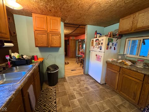 Photo of 10844 Private Road 570 W, Poland, IN