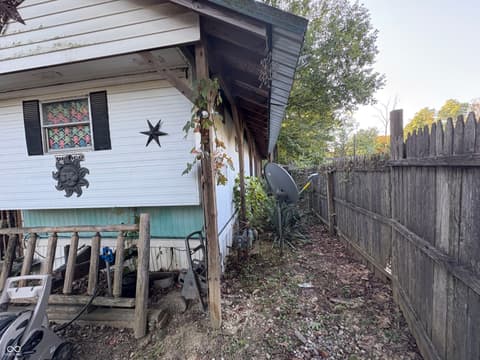Photo of 10844 Private Road 570 W, Poland, IN