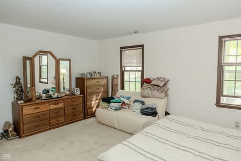 Bedroom at 1958 W Twin Oaks Court, Crawfordsville, IN