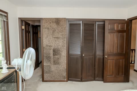 Bedroom at 1958 W Twin Oaks Court, Crawfordsville, IN