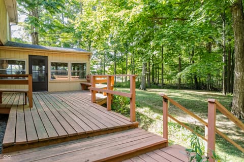 Outdoor living area at 1958 W Twin Oaks Court, Crawfordsville, IN