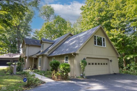 Side exterior at 1958 W Twin Oaks Court, Crawfordsville, IN