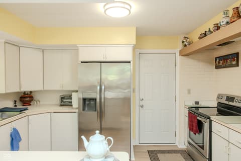 Kitchen at 1958 W Twin Oaks Court, Crawfordsville, IN