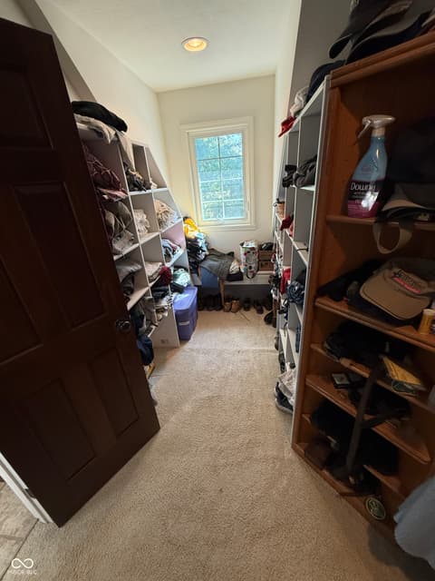 Walk In Closets — 11640 E 63rd Street, Indianapolis, IN