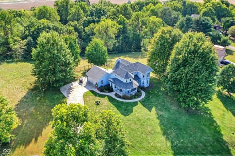 Photo of 2025 Deer Lake Drive, Martinsville, IN