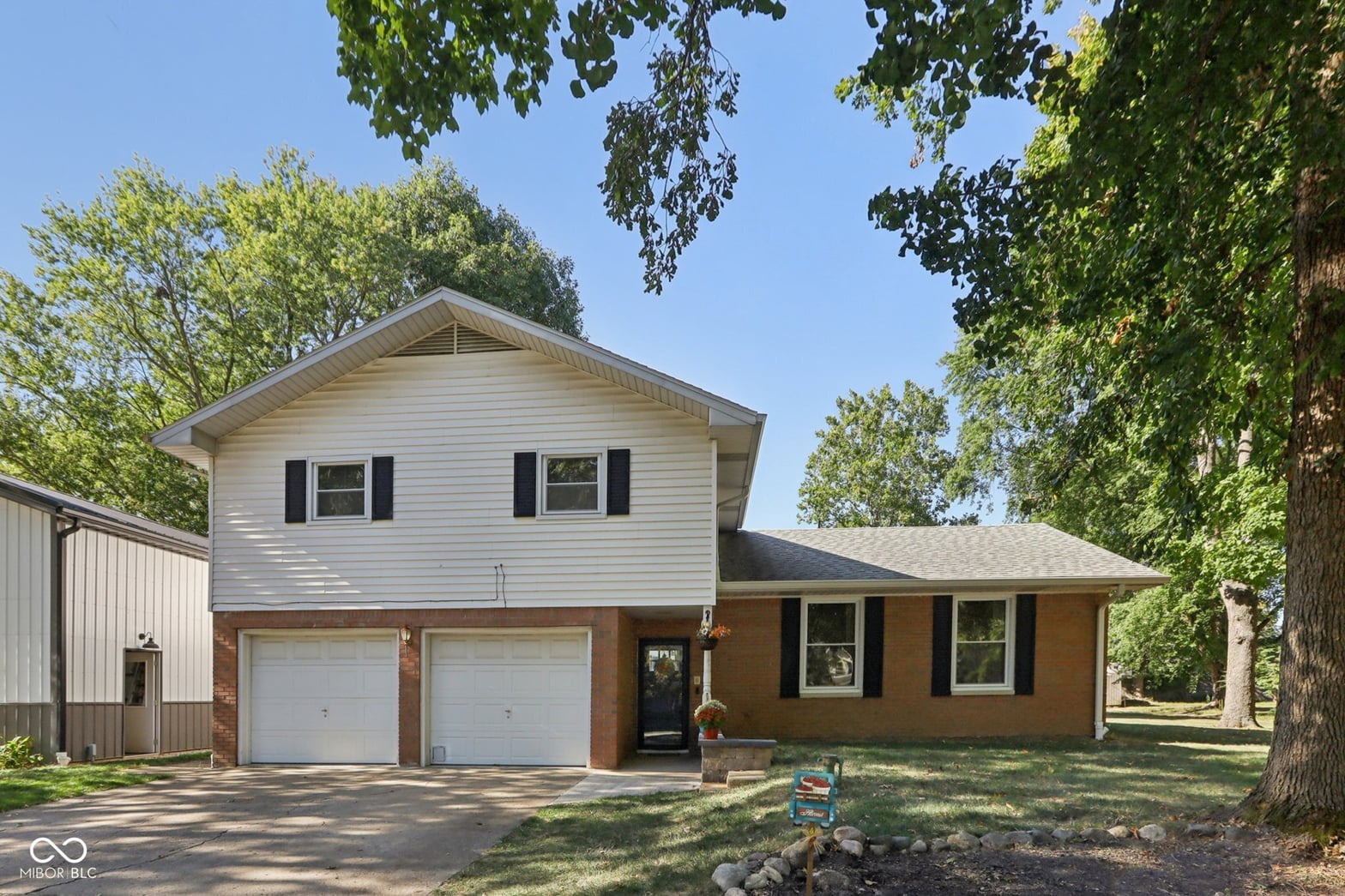 Front exterior at 5812 Dartmouth Court, Kokomo, IN