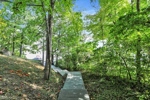 Photo of 11011 Brigantine Drive, Indianapolis, IN