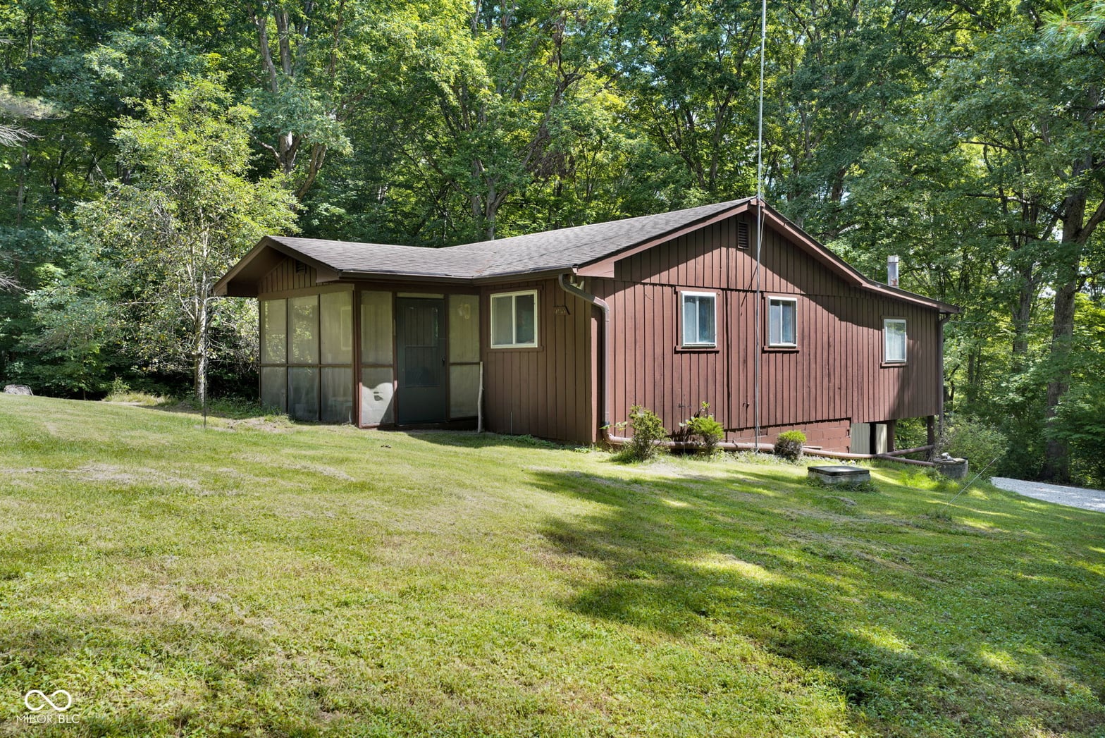 Photo of 7459 E Deckard Ridge Road, Nashville, IN