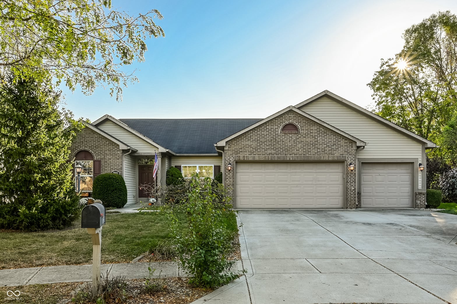 Photo of 16642 Flintlock Circle, Noblesville, IN