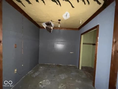 Bedroom at 105 N Sheridan Street, Ridgeville, IN