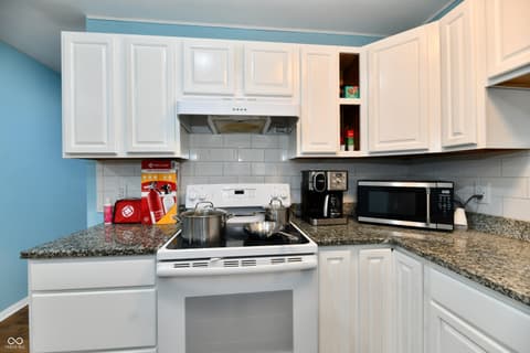 Photo of 8704 Montery Road, Indianapolis, IN