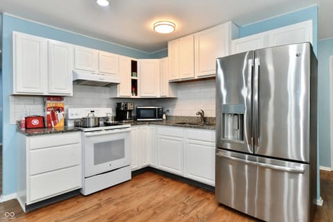 Photo of 8704 Montery Road, Indianapolis, IN