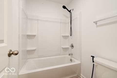 Photo of 234 Winding Brook Way, Pendleton, IN