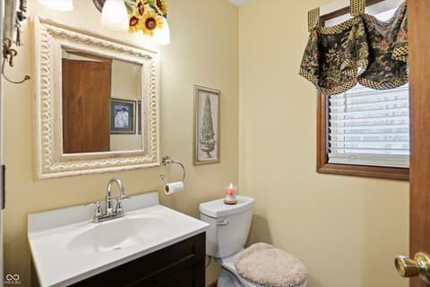 Photo of 8255 Lynn Drive, Indianapolis, IN