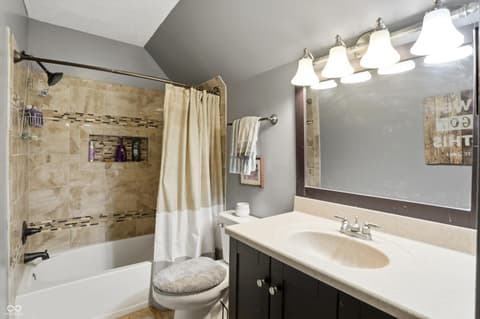 Photo of 8255 Lynn Drive, Indianapolis, IN