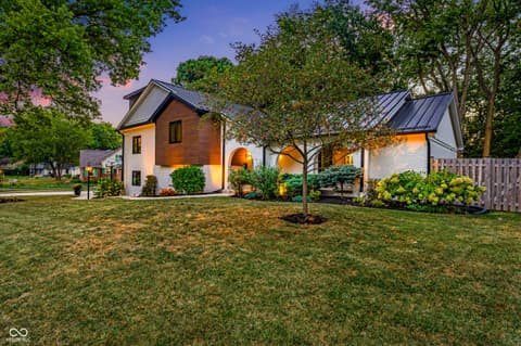 Photo of 12208 Castle Row Overlook, Carmel, IN