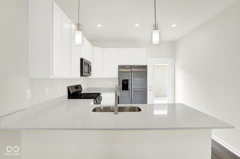 Photo of 8516 Goldfinch Road, Brownsburg, IN
